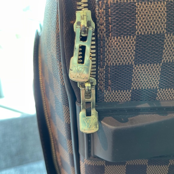 Louis Vuitton Carry On Pegase 55 Suitcase Damier - Picture 12 of 15